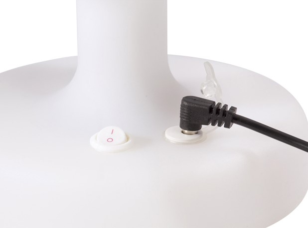 LED LAMPA S IZMJENOM BOJA