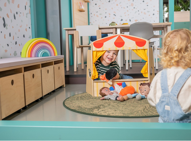 MALO STOLNO KAZALIŠTE LUTAKA