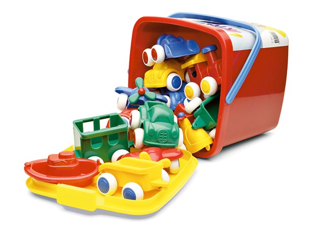 RAZNA VOZILA U KANTICI, 15 kom