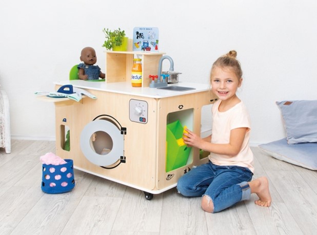 VIŠENAMJENSKI CENTAR 4 U 1