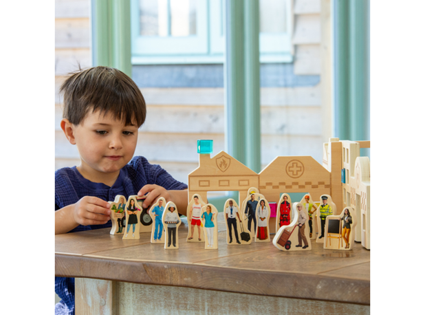 LJUDI DRVENI ZANIMANJA, 15 kom