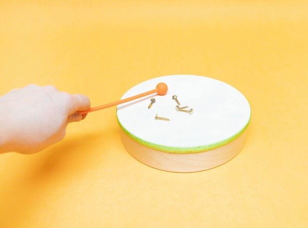 EKSPERIMENTI: SVJETLO I ZVUK