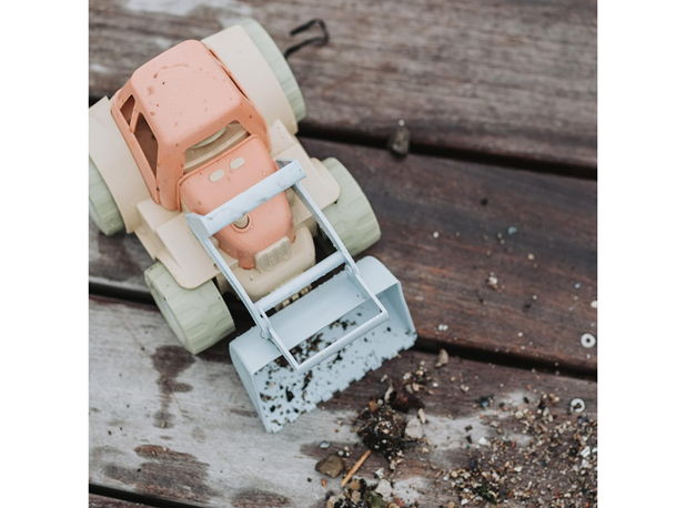 TRAKTOR U KUTIJI NATUR