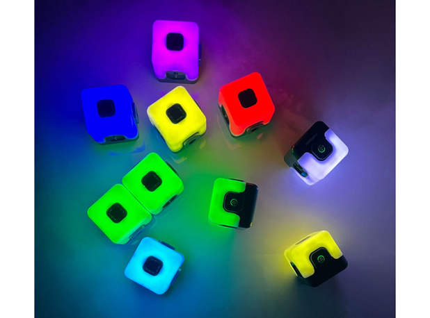 SPOJIVE LED SVJETLEĆE KOCKE