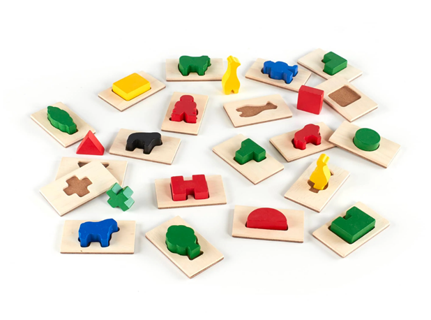 3D TAKTILNA IGRA S OBOJENIM LIKOVIMA - KVADRATIMA