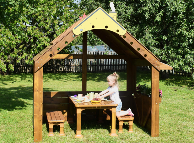 KUĆA ZA IGRU NA OTVORENOM