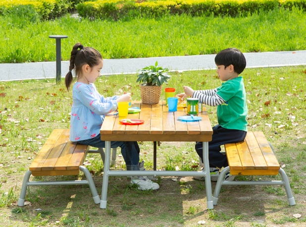 DRVENA KLUPA, 150 cm.