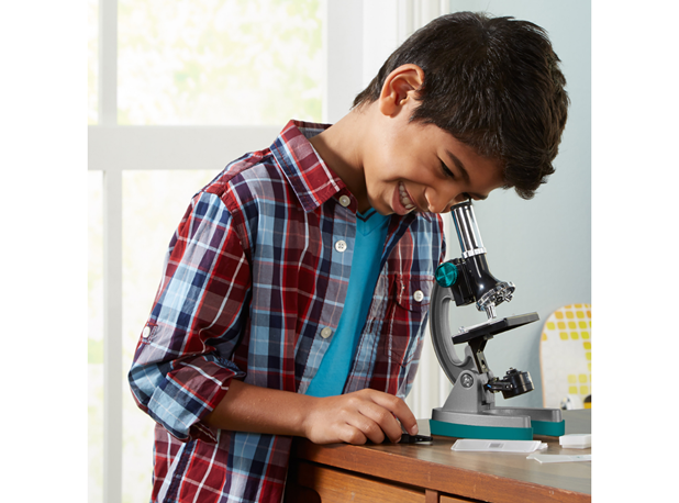 MIKROSKOP S PRIBOROM, u kovčegu