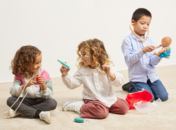 KOMPLET MALI LIJEČNIK U KOFERU, 8 elem.