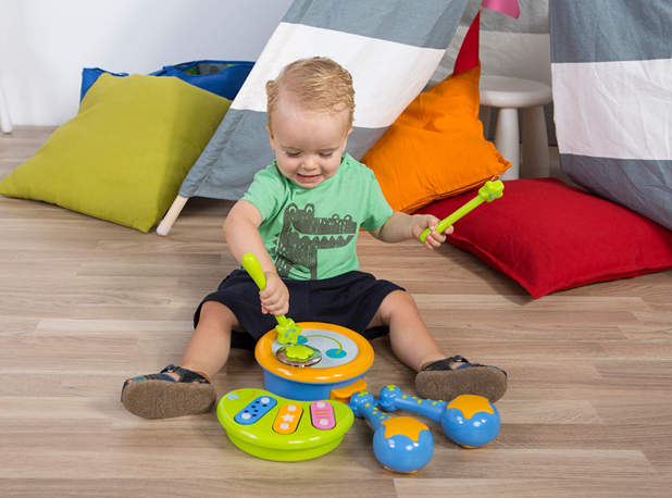 MOJ PRVI KOMPLET INSTRUMENATA