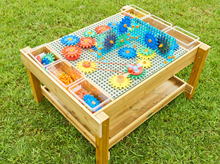 STEM MOZAIK STOL ZA IGRU NA OTVORENOM