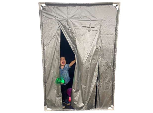 MRAČNI ŠATOR VEĆI 120 x 180 cm