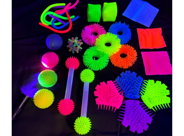 KOMPLET UV REKVIZITA S